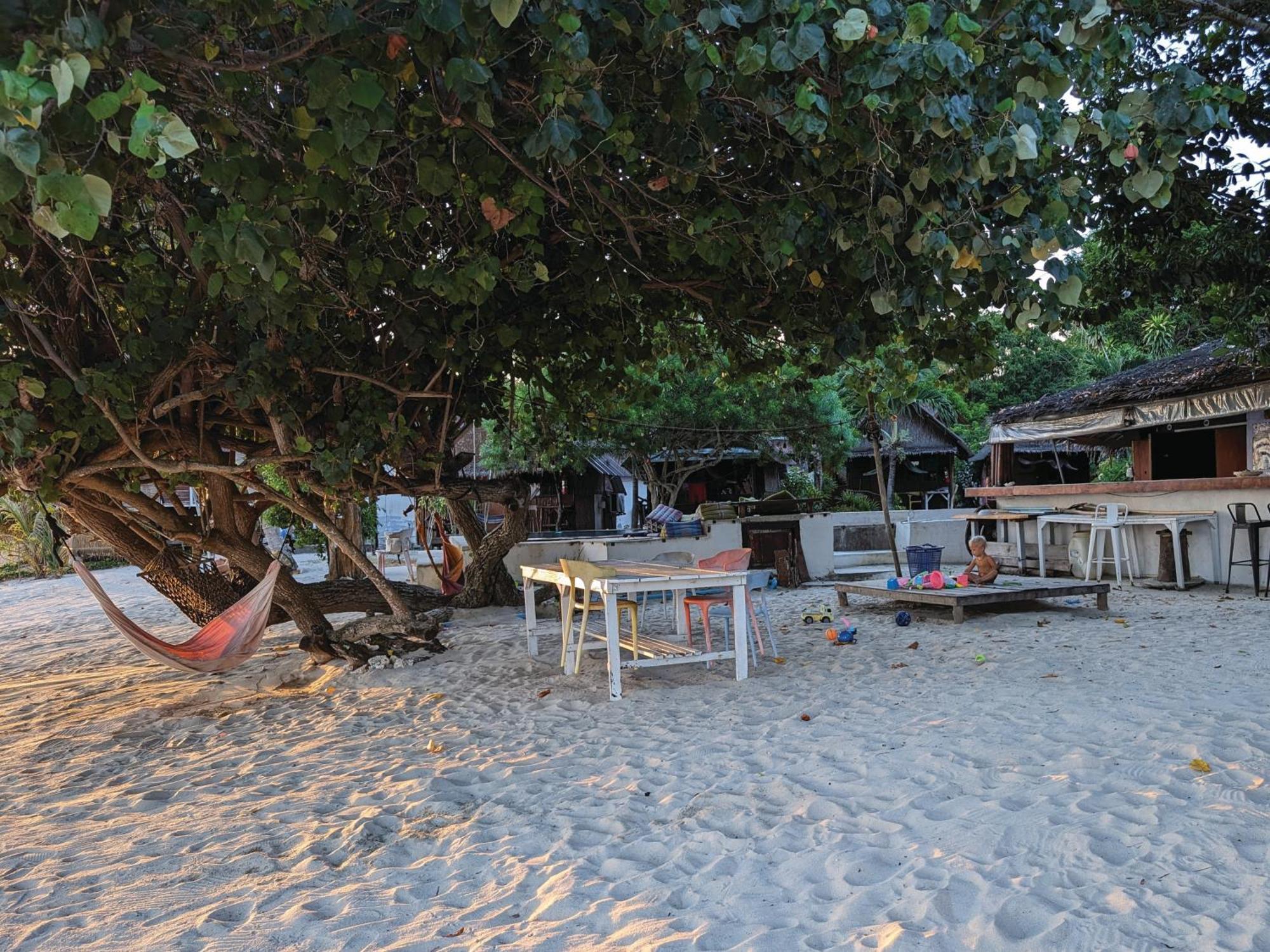 Munchies Bungalows Baan Tai Exterior photo
